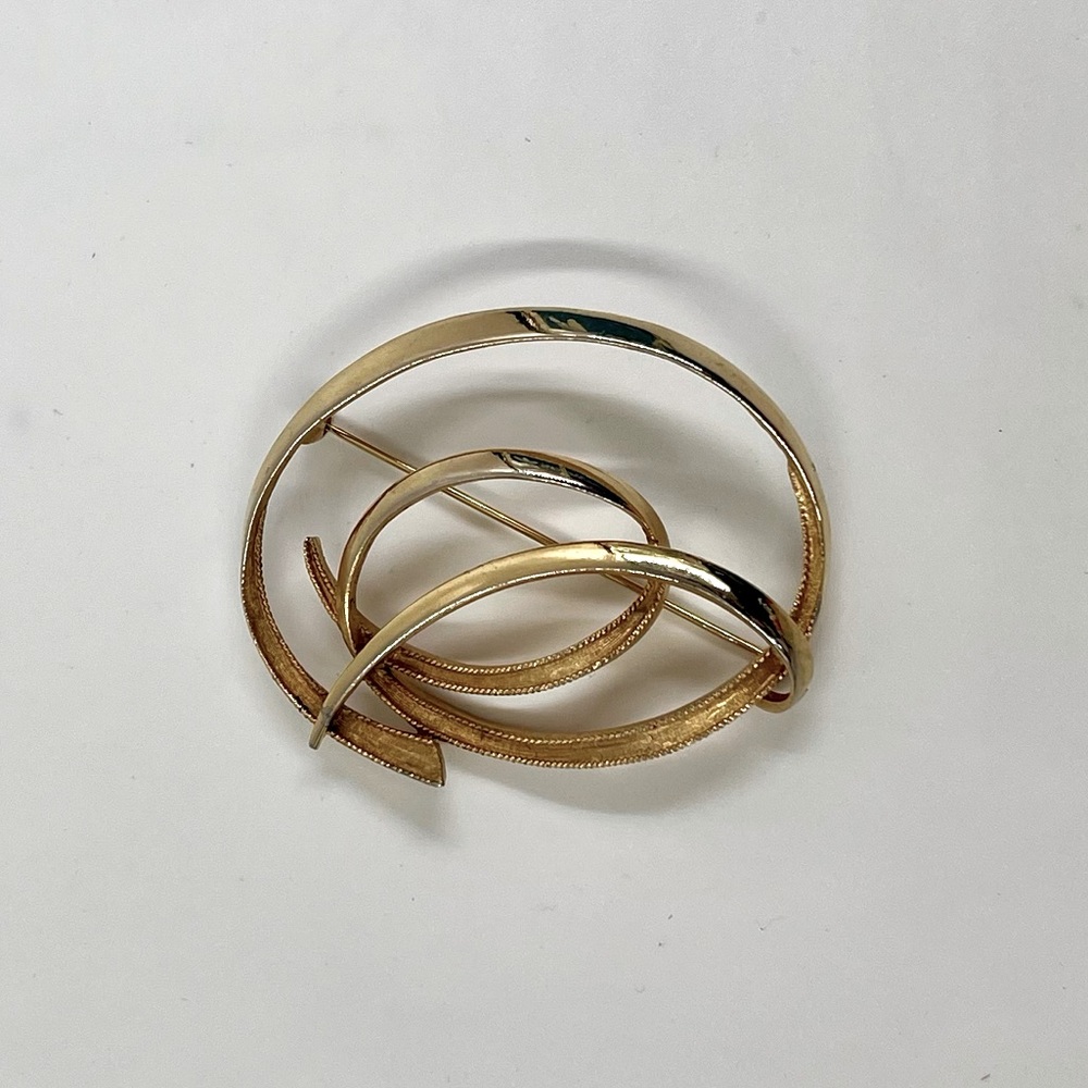 Vintage Parco Gold Tone Pin Brooch